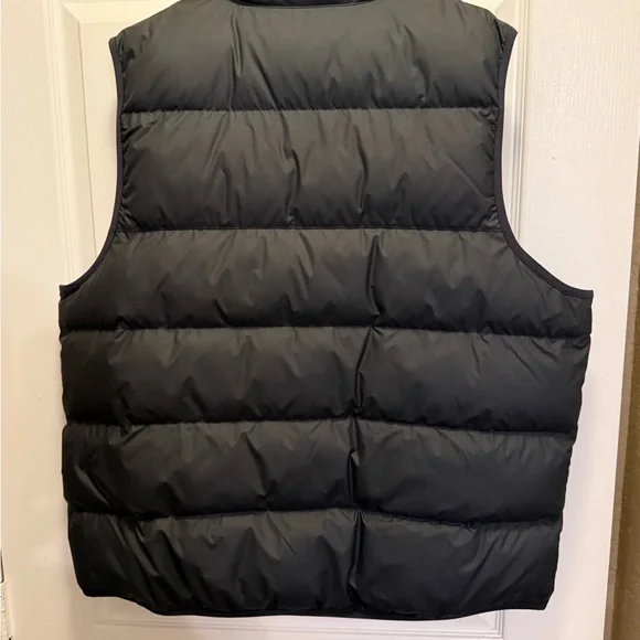 Nike Storm-FIT Black Puffer Vest - Picture 3 of 3